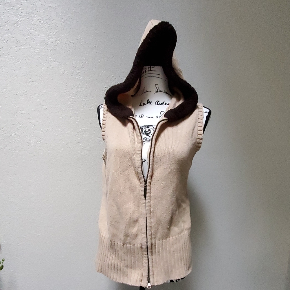 Carolyn Taylor Sweater